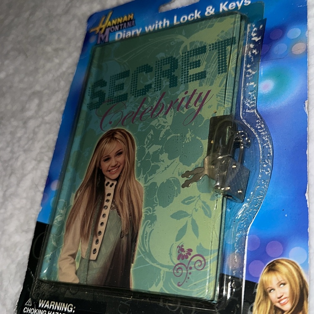 Disney Hannah Montana POP STAR Secret Celebrity Diary W/ Lock and Keys Journal - Picture 11 of 13